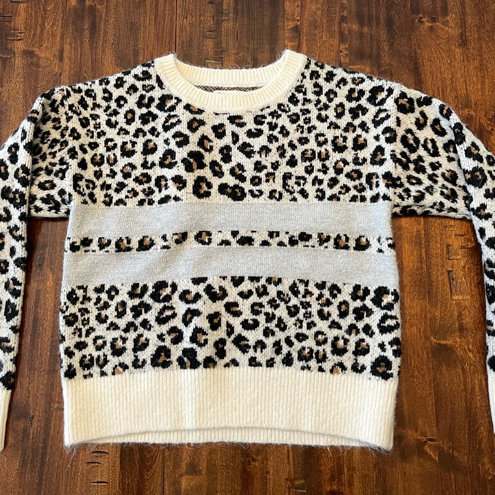 Girls Leopard print sweater